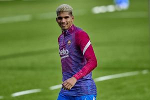 赛程安排-每体：阿劳霍非常专注和冷静，并没有被外界批评所影响