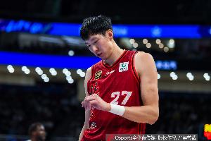 双星黯淡☹️周琦4中1仅得4分7板 陈盈骏13中4得到13分2板2助